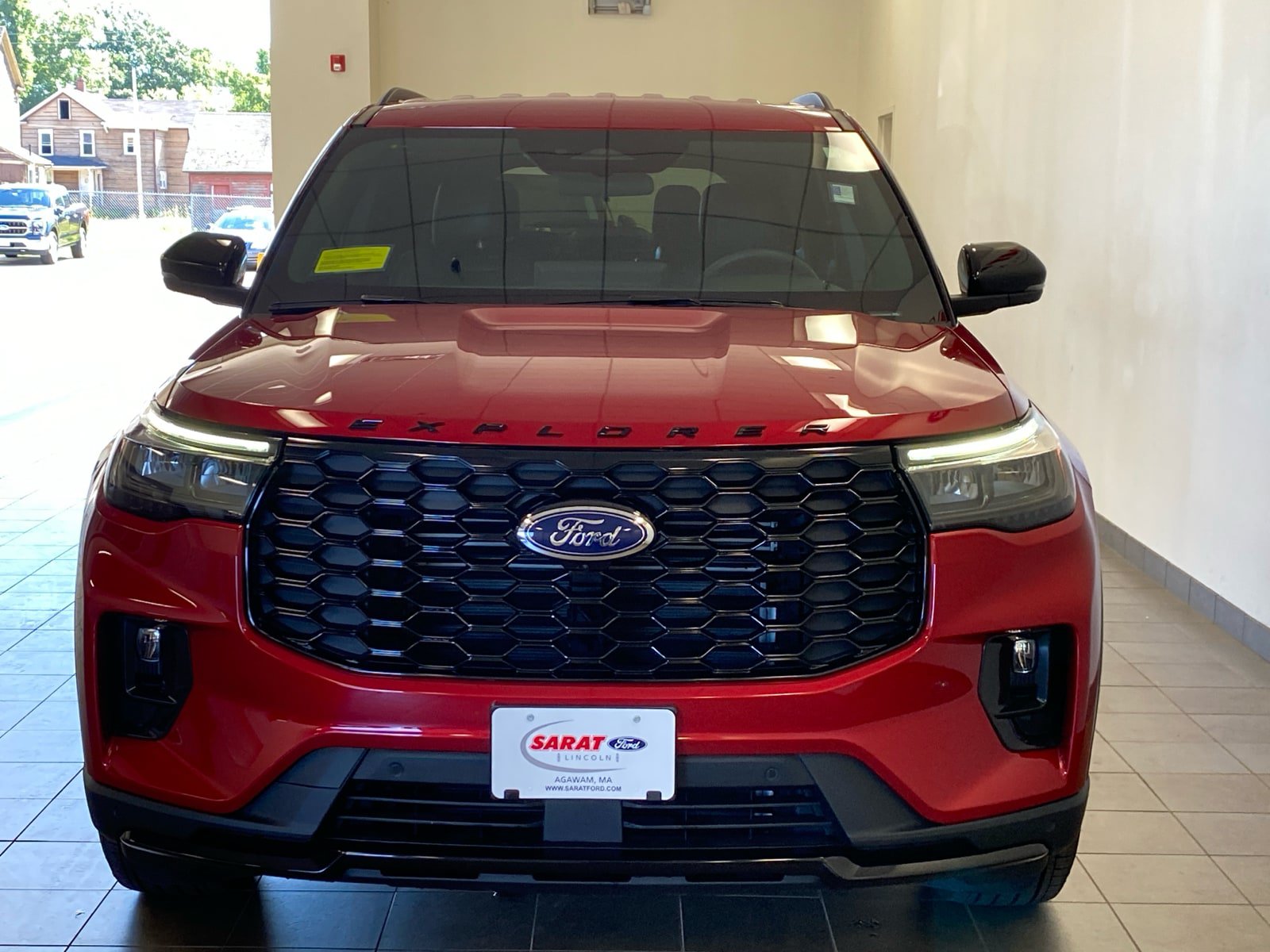 Certified 2025 Ford Explorer ST-Line AWD/4WD image 3