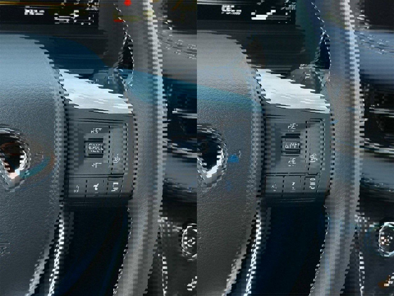 New 2026 INFINITI QX60 Sport image 15