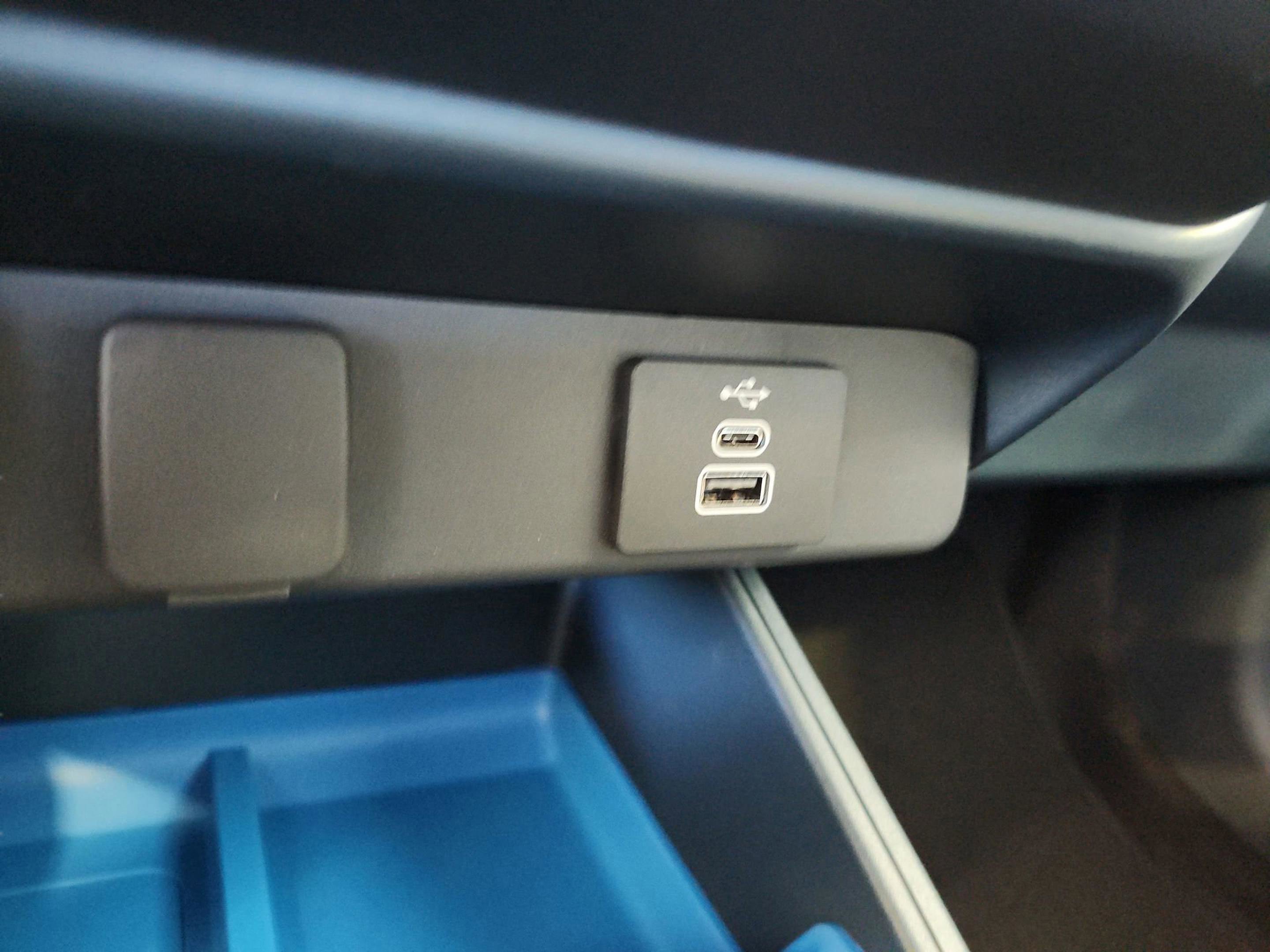 New 2025 Ford Maverick XLT image 29