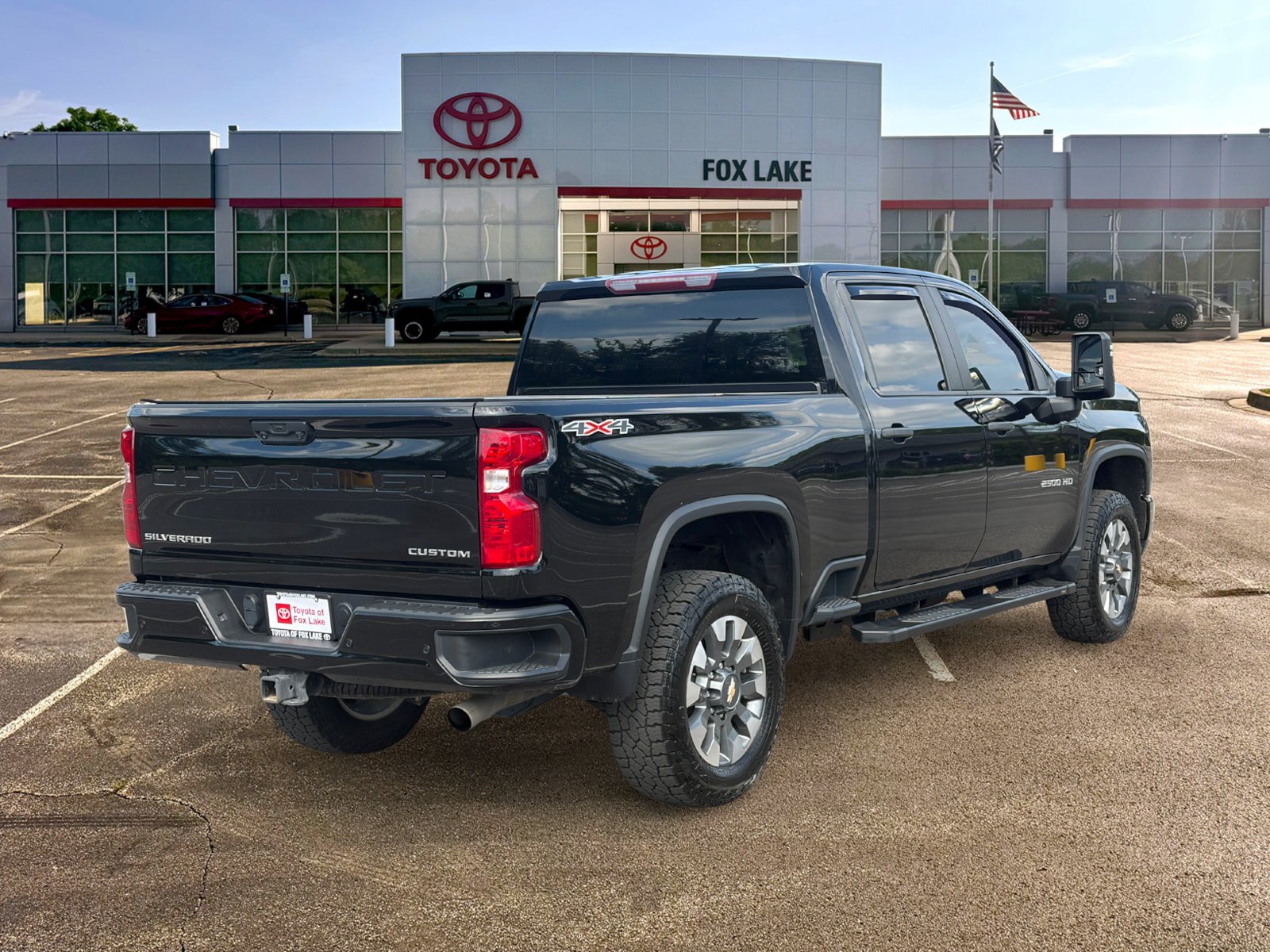 Used 2024 Chevrolet Silverado 2500 Custom w/ Custom Value Package AWD/4WD image 5
