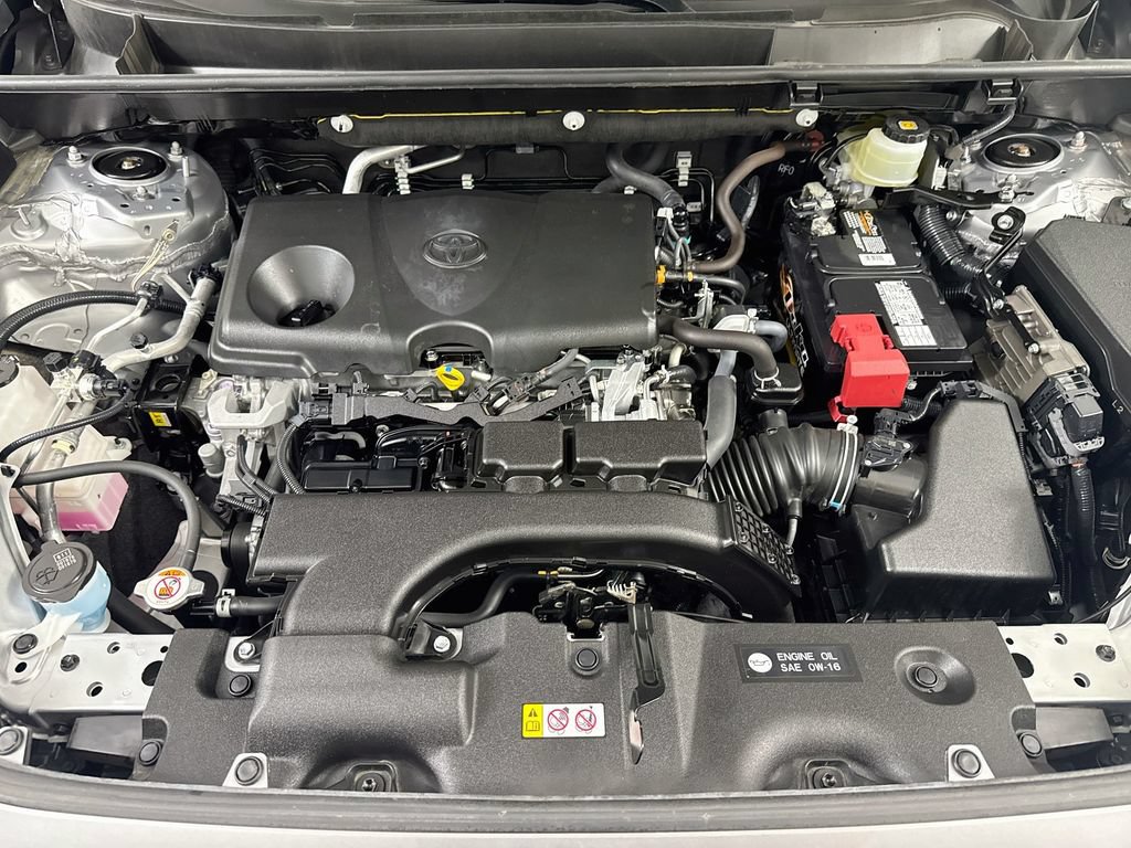Used 2019 Toyota RAV4 LE w/ All Weather Liner Package AWD/4WD image 27