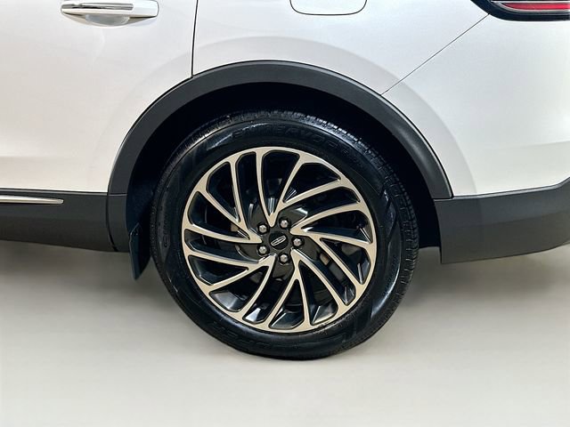 Used 2019 Lincoln Nautilus Reserve w/ Cargo Utility Package image 6