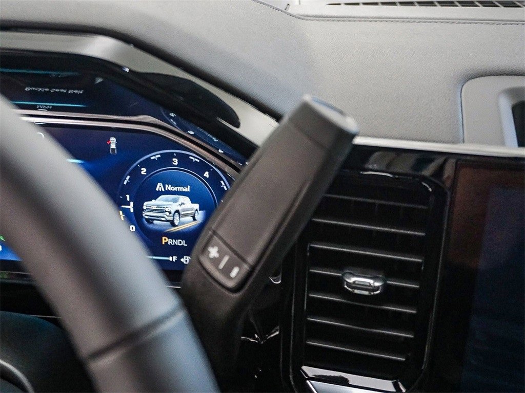 New 2026 Chevrolet Silverado 1500 LT w/ LPO, Dark Essentials Package image 24