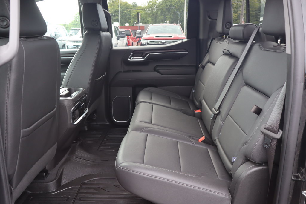 Used 2024 GMC Sierra 1500 SLT w/ SLT Premium Plus Package AWD/4WD image 21