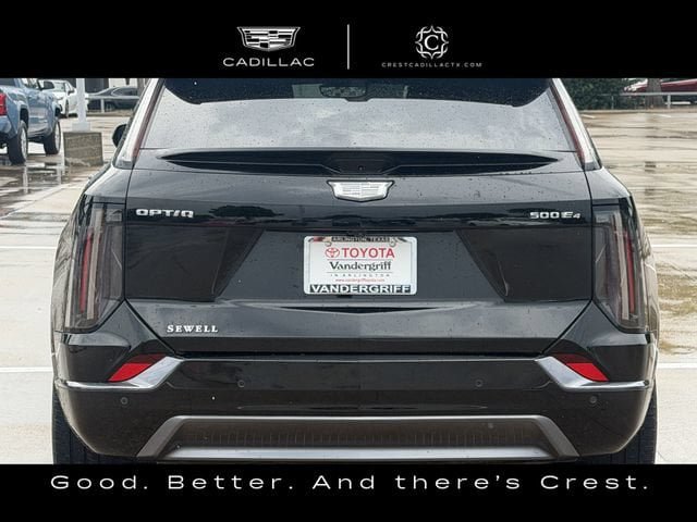 Used 2025 Cadillac Optiq Sport 1 w/ LPO, ONYX Package AWD/4WD image 7