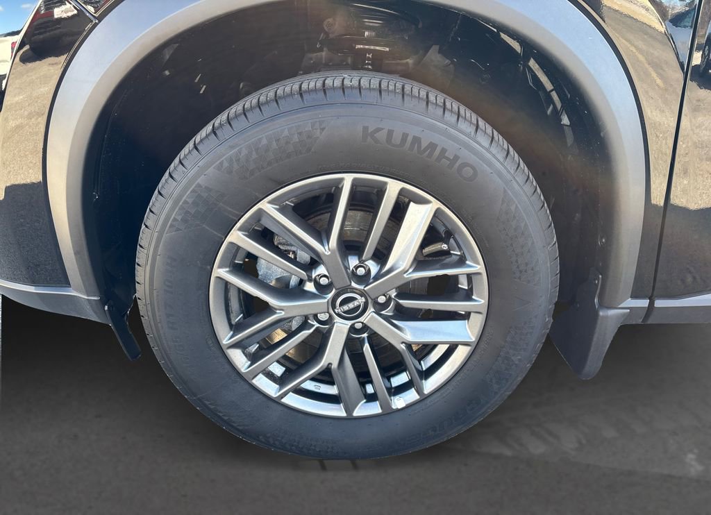 Certified 2025 Nissan Rogue S AWD/4WD image 12