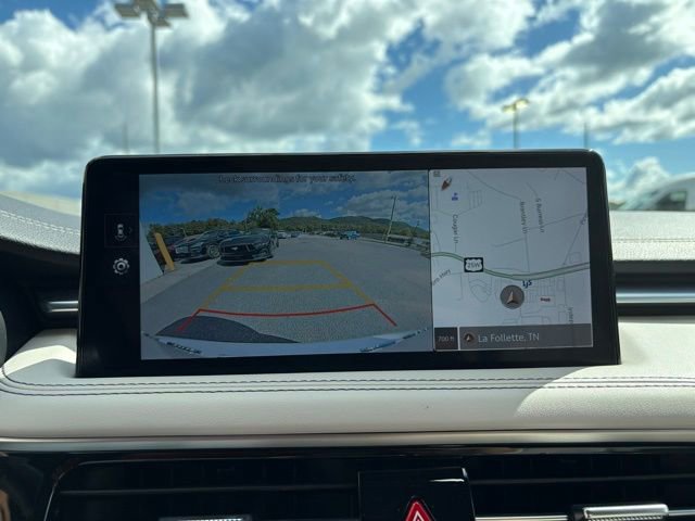 Used 2025 Genesis G70 2.5T image 19