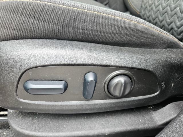 Used 2024 Chevrolet Equinox LT w/ LPO, Floor Liner Package image 9