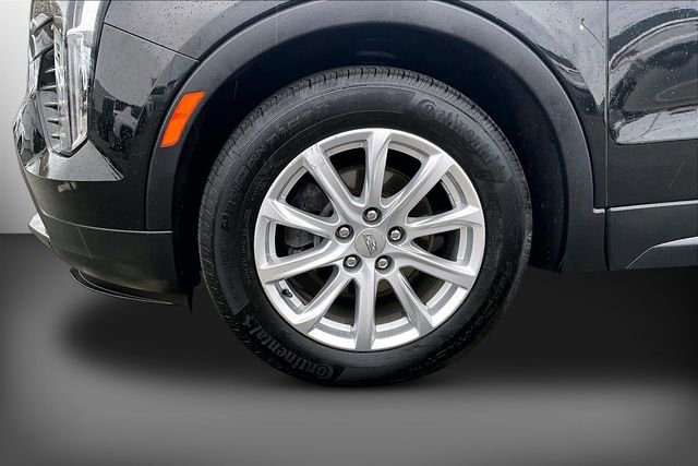 Used 2022 Cadillac XT4 Luxury w/ Cold Weather Package AWD/4WD image 8
