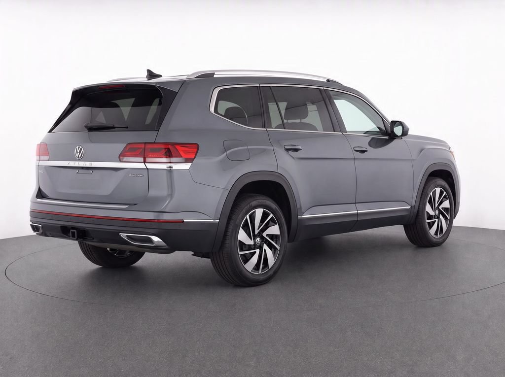 Used 2024 Volkswagen Atlas SEL AWD/4WD image 4
