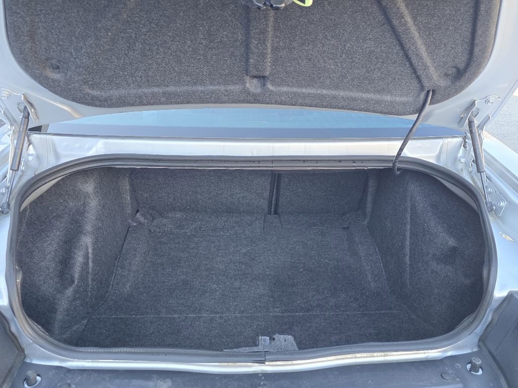 Used 2023 Dodge Challenger SXT image 7