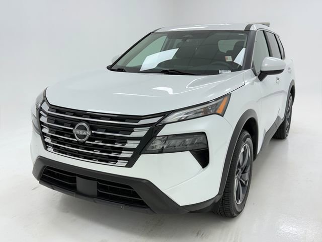 Used 2024 Nissan Rogue SV FWD image 4
