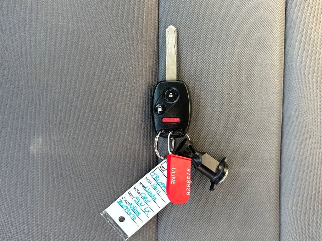 Used 2011 Honda CR-V LX image 29