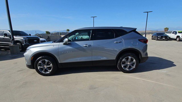 Used 2025 Chevrolet Blazer LT FWD image 5