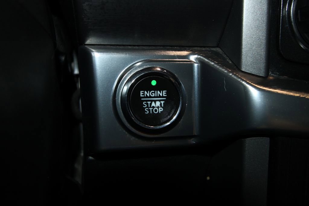 Used 2021 Ford F150 Lariat image 14