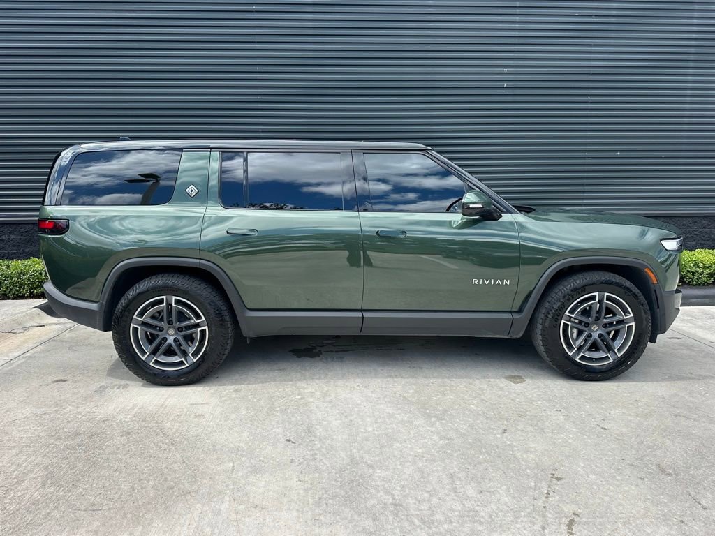 Used 2025 Rivian R1S Adventure image 10