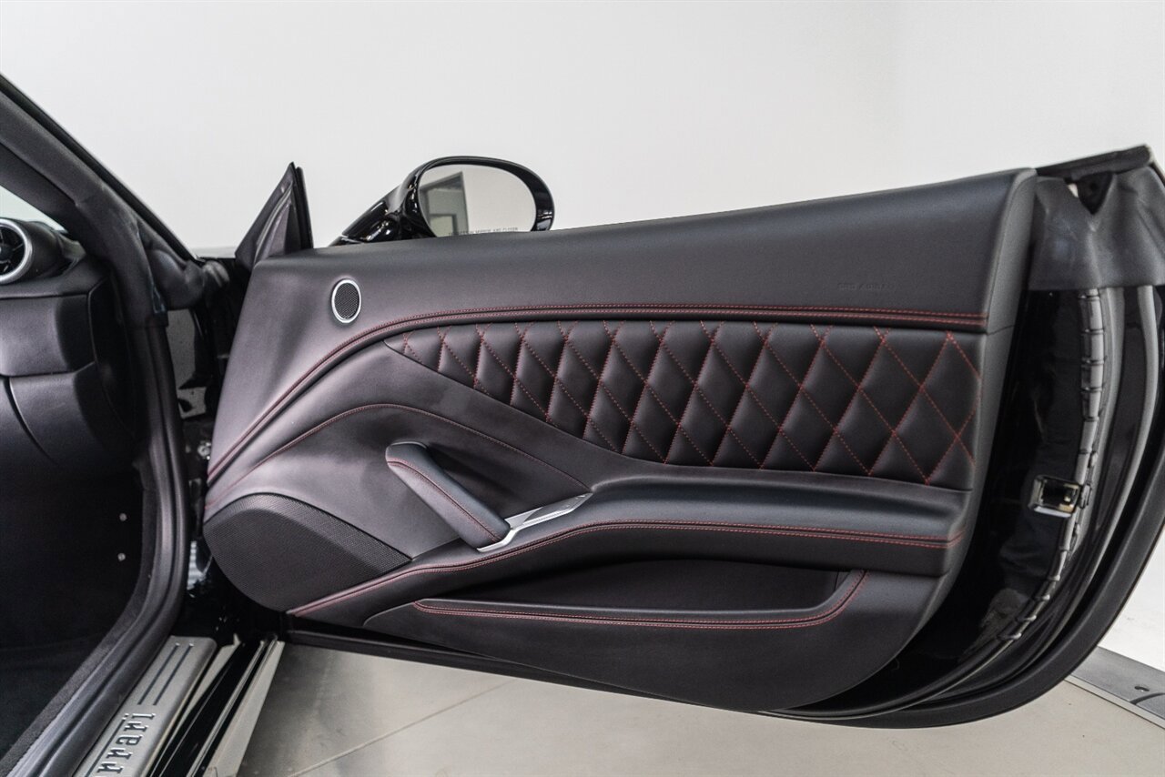 Used 2017 Ferrari California T RWD image 56