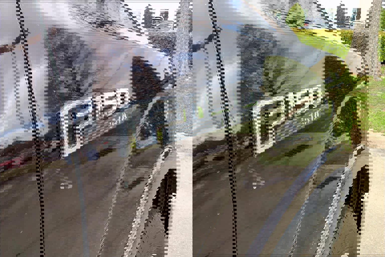 Used 2020 Ford F150 Lariat w/ Equipment Group 501A Mid image 28