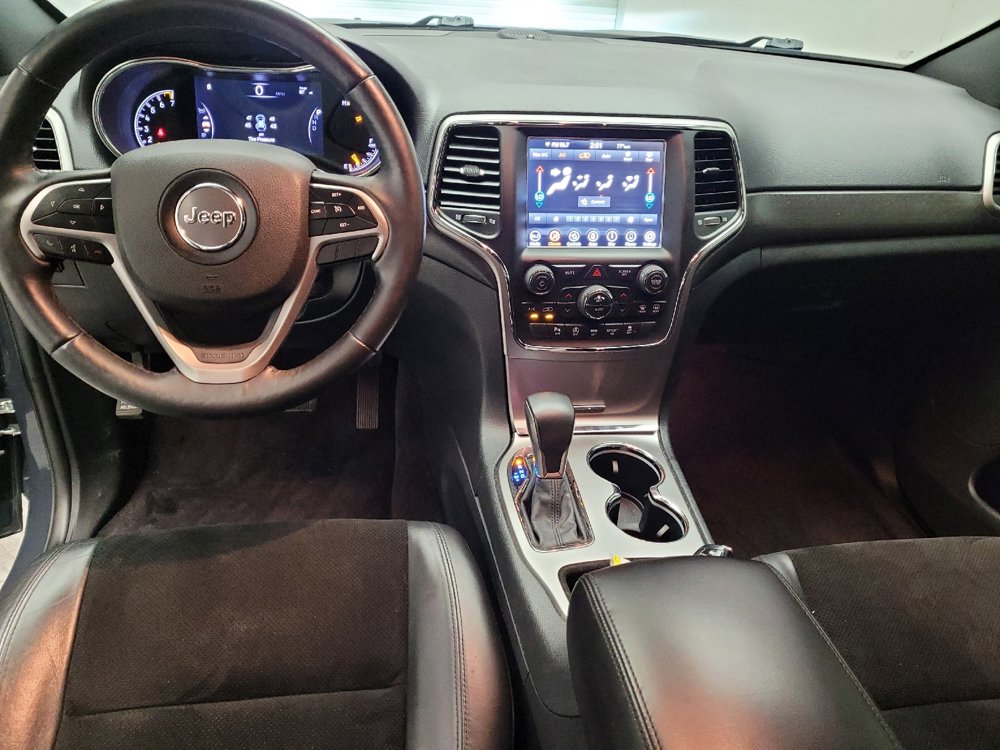 Used 2018 Jeep Grand Cherokee Altitude AWD/4WD image 22