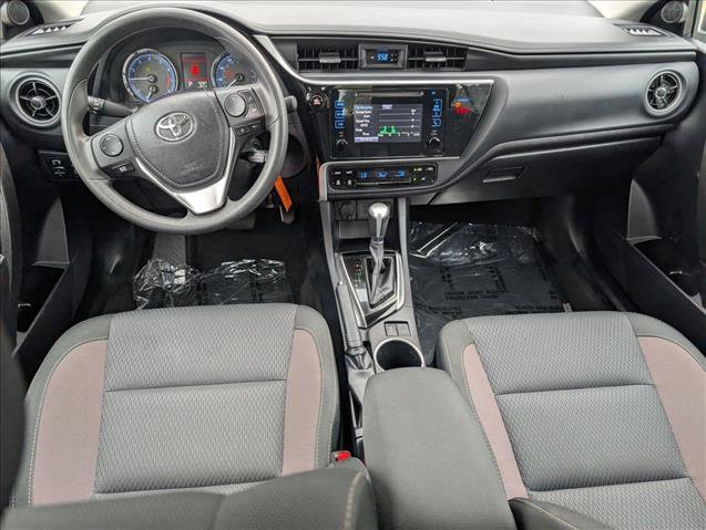 Used 2018 Toyota Corolla LE FWD image 15