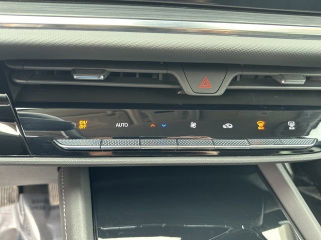 Used 2025 Buick Envision Preferred image 26