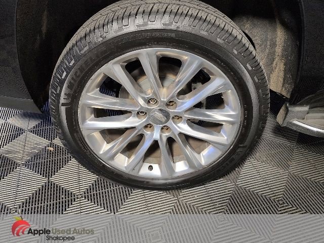 Used 2015 Cadillac Escalade Luxury image 49