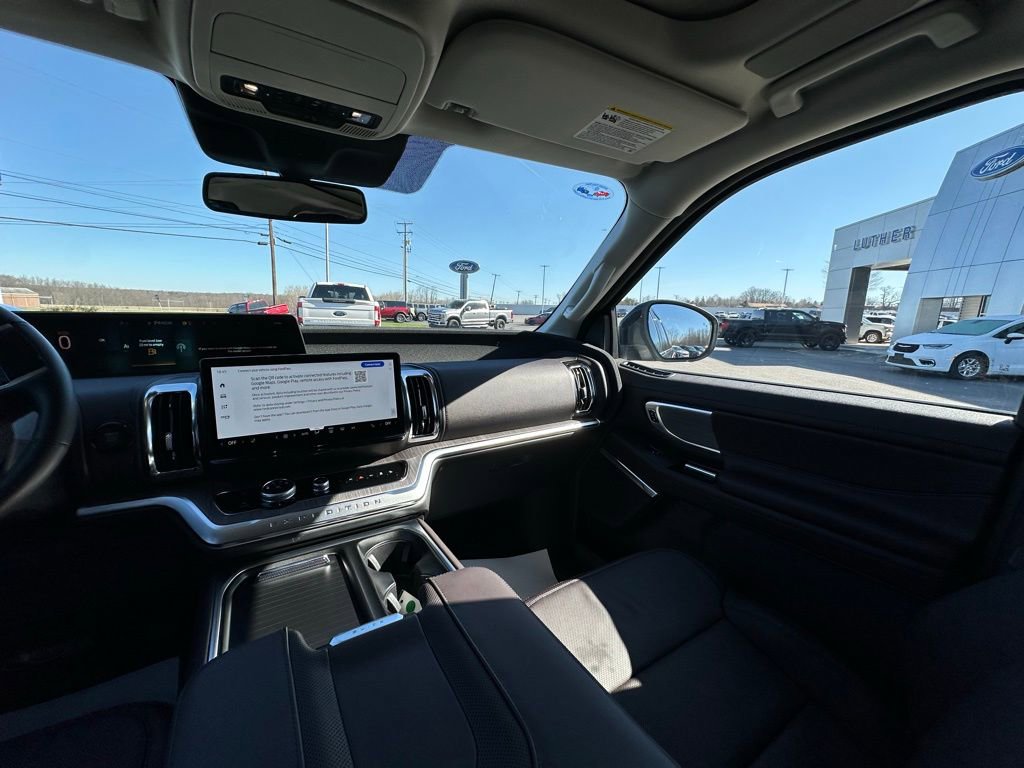 New 2026 Ford Expedition Max Platinum w/ Platinum Ultimate Package image 15
