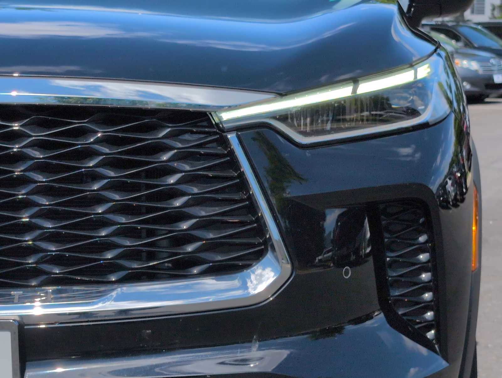 Used 2024 INFINITI QX60 Sensory w/ Vision Package AWD/4WD image 11