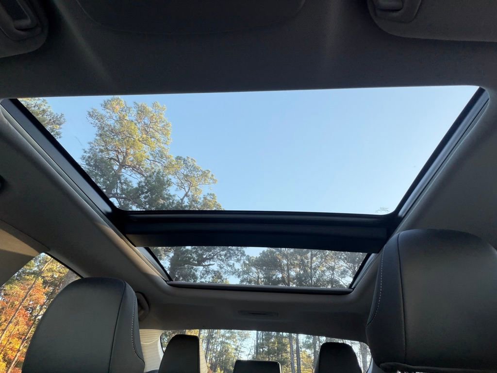 Used 2020 Toyota Camry XSE image 23