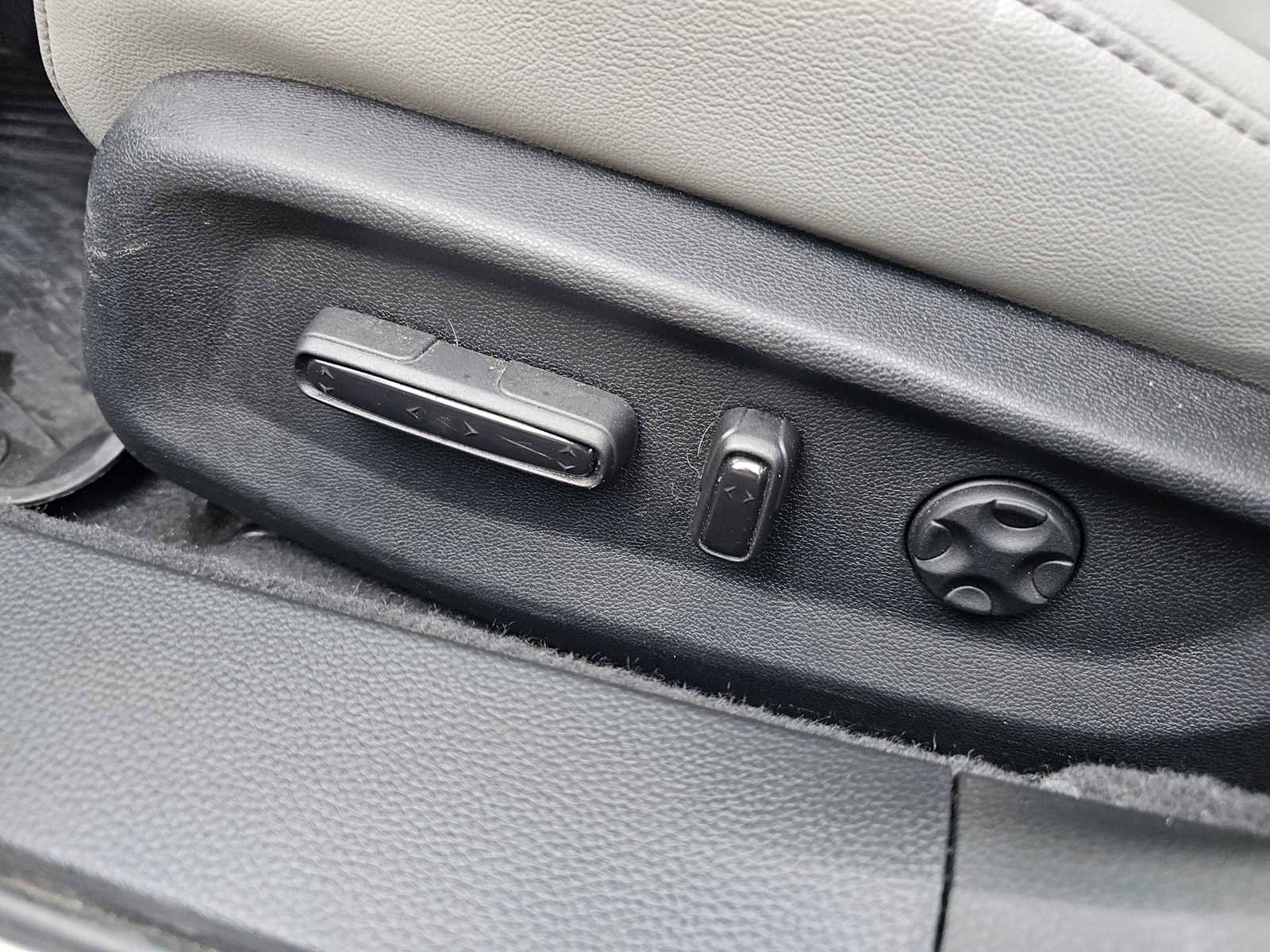 Used 2020 Honda Accord EX-L image 25
