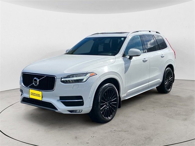 Used 2018 Volvo XC90 T5 Momentum w/ Convenience Package image 2