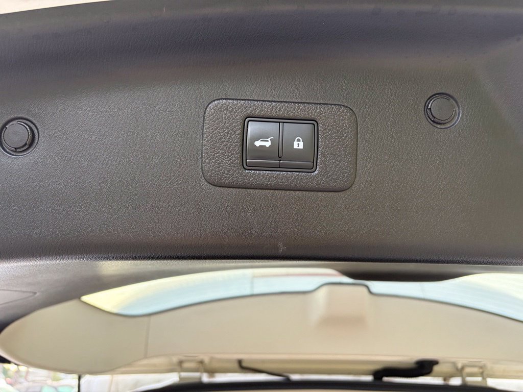 Certified 2022 Nissan Armada Platinum RWD image 7