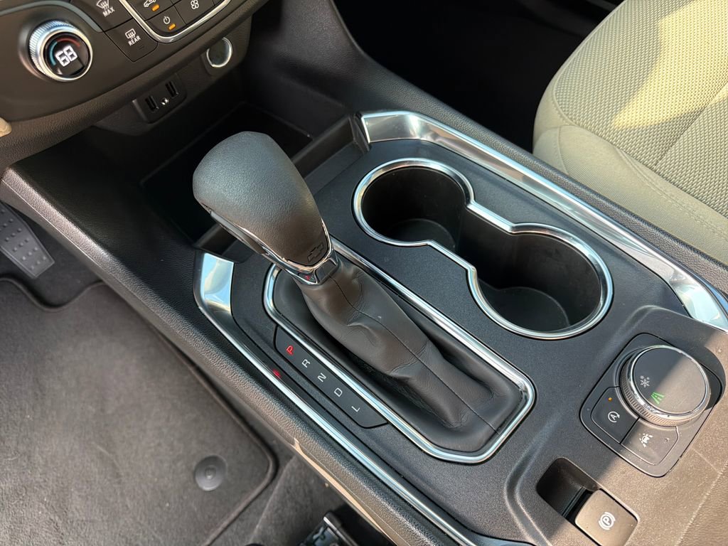 Used 2024 Chevrolet Traverse LS w/ Safety Package image 31