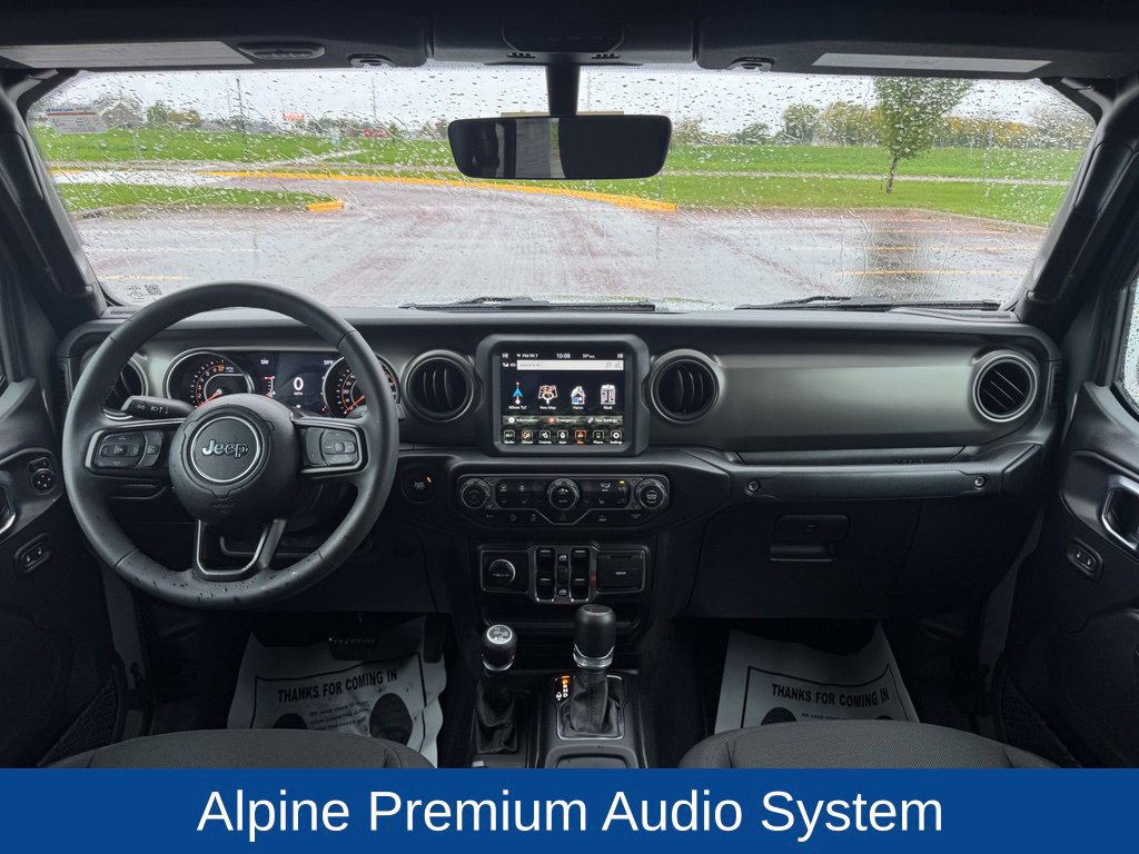 Used 2023 Jeep Gladiator Sport AWD/4WD image 16