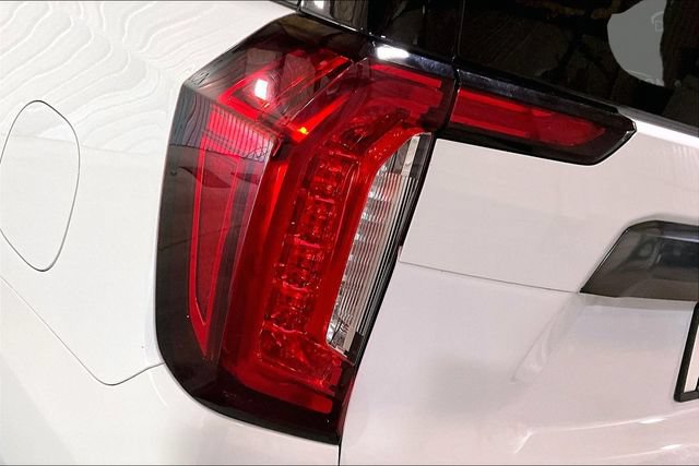 Certified 2023 GMC Yukon XL AT4 w/ AT4 Premium Plus Package AWD/4WD image 8