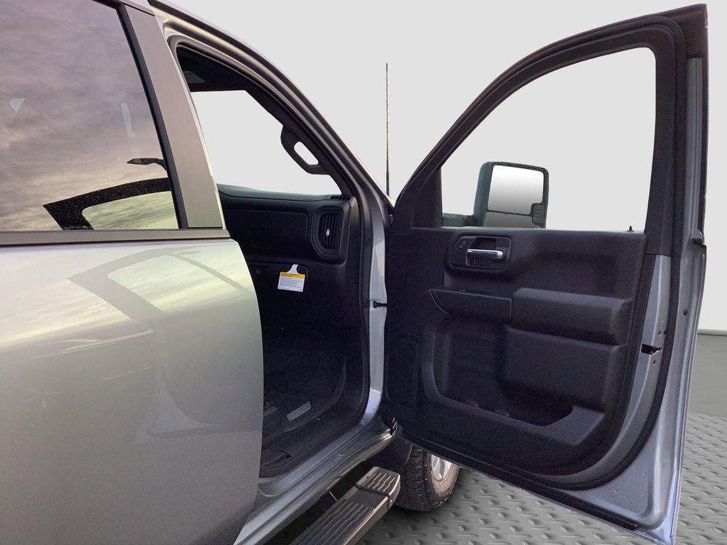 New 2026 Chevrolet Silverado 2500 Custom image 32