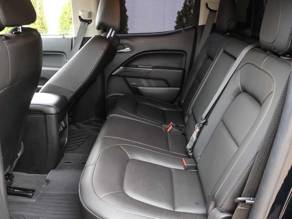 Certified 2019 Chevrolet Colorado ZR2 w/ ZR2 Midnight Special Edition AWD/4WD image 9