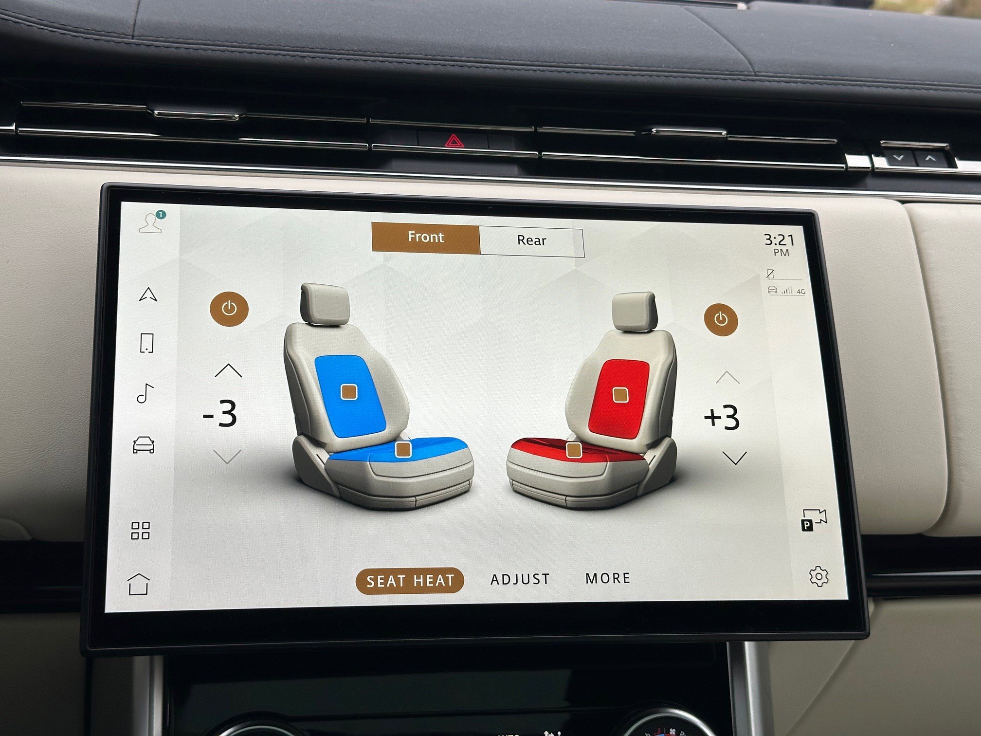 Used 2023 Land Rover Range Rover SE image 18