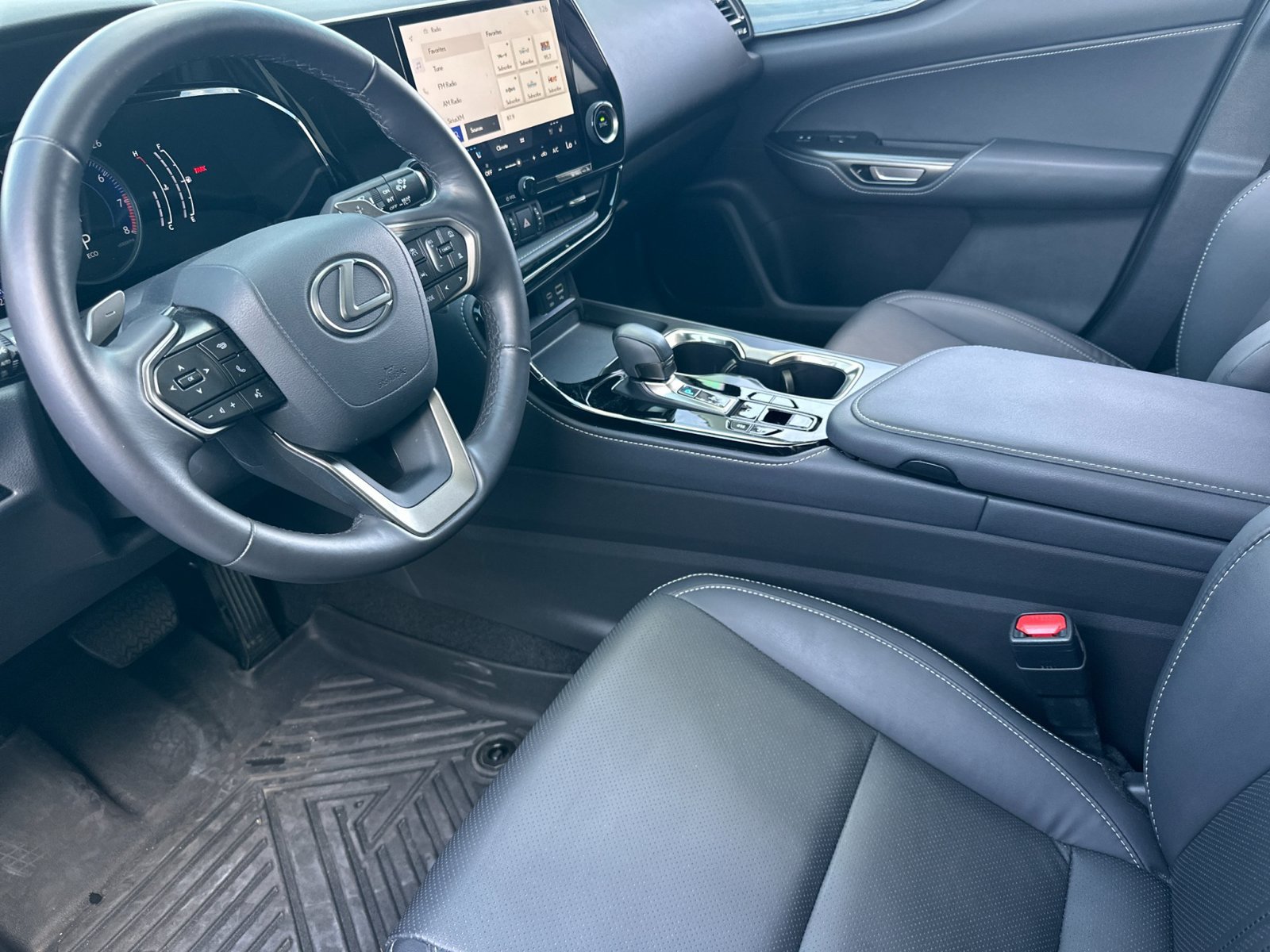 Used 2024 Lexus NX 250 AWD w/ Cold Area Package image 5