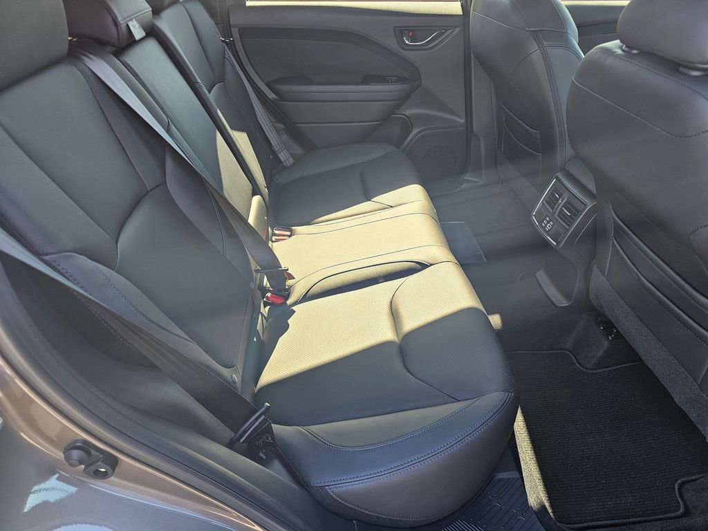 Used 2025 Subaru Forester Limited AWD/4WD image 13