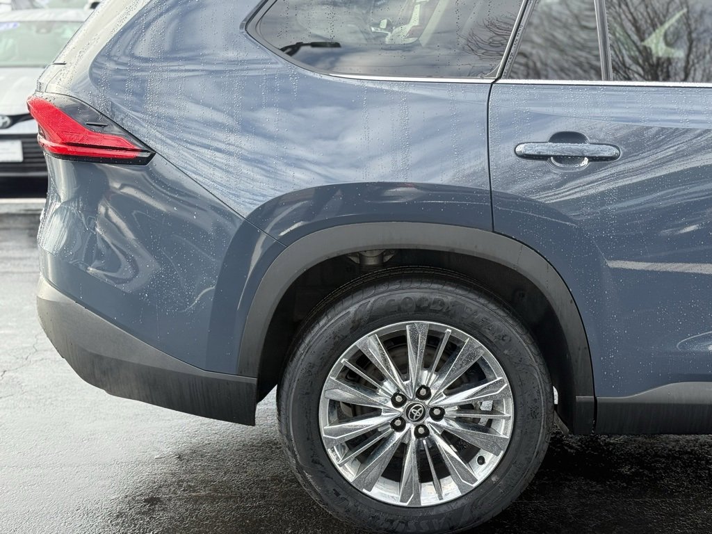 Used 2024 Toyota Grand Highlander Platinum image 8
