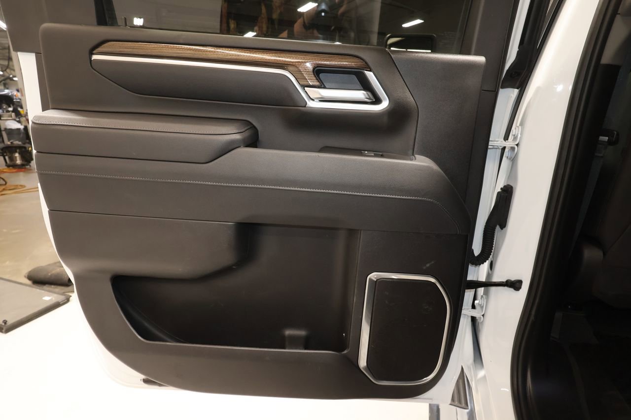 Certified 2025 Chevrolet Silverado 2500 LT w/ Convenience Package image 21