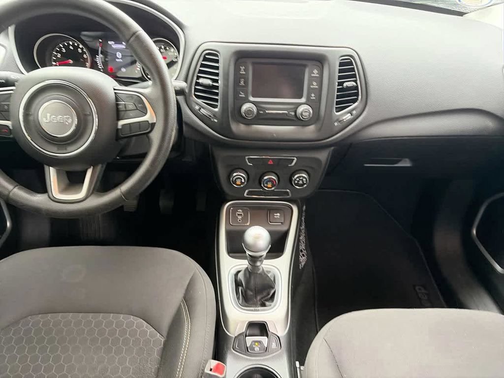 Used 2017 Jeep Compass Sport FWD image 12