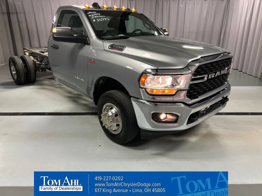 Used 2022 RAM 3500 SLT w/ Quick Order Package 27G SLT RWD image 1