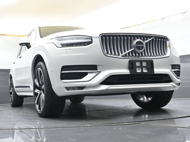 Used 2025 Volvo XC90 B5 Plus w/ Protection Package Premier AWD/4WD image 35