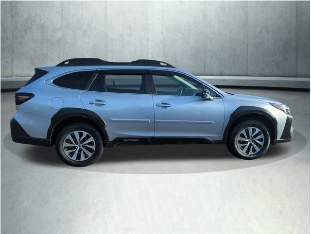 Used 2024 Subaru Outback Premium image 7