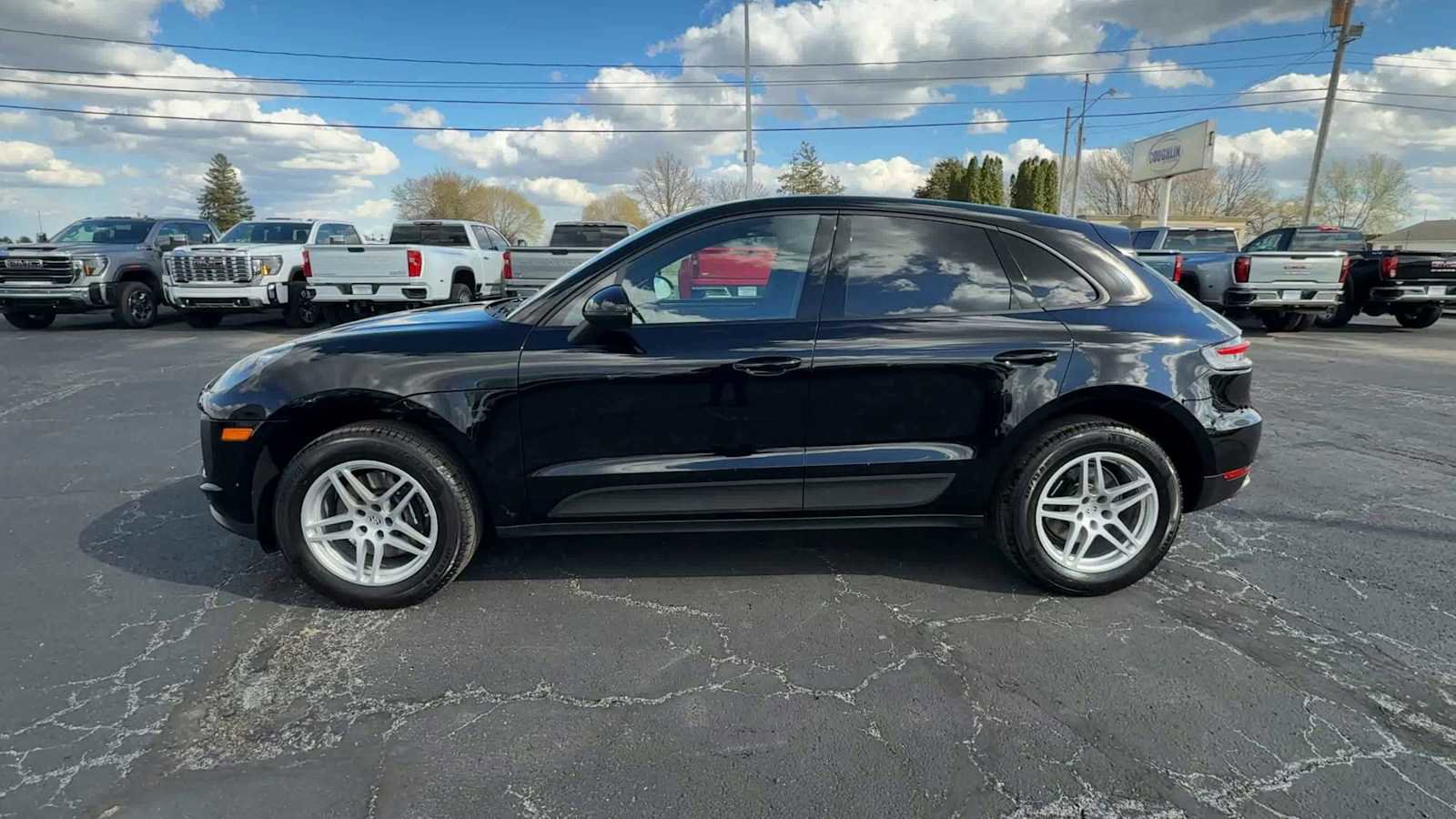 Used 2021 Porsche Macan AWD/4WD image 5