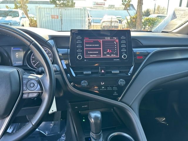 Used 2021 Toyota Camry SE image 19