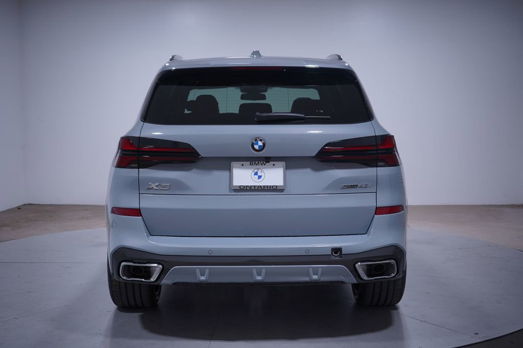 Used 2026 BMW X5 sDrive40i w/ M Sport Package RWD image 5