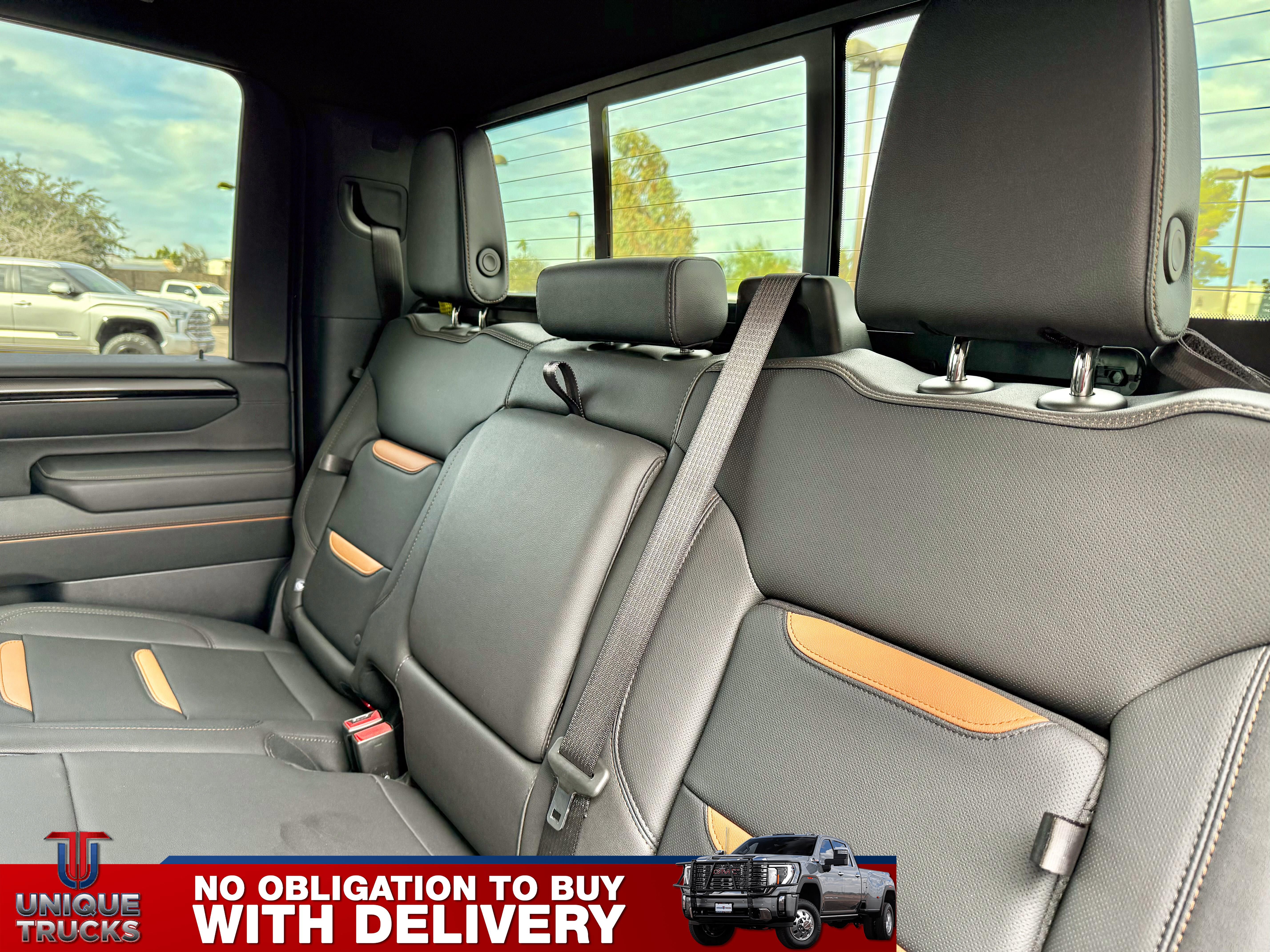 Used 2025 GMC Sierra 3500 AT4 w/ AT4 Premium Plus Package image 24